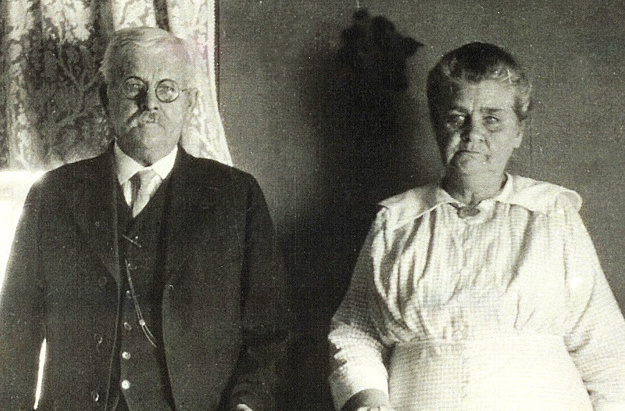 Amasa and Esther (Bennett) Dibble