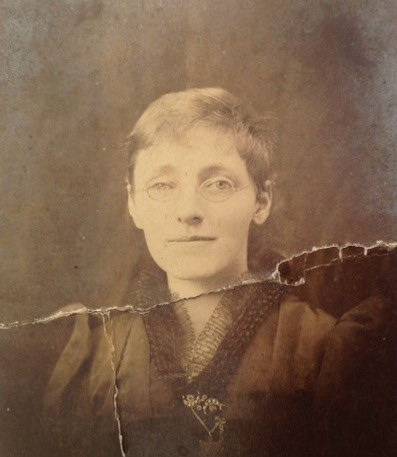 Flora AMcNeal