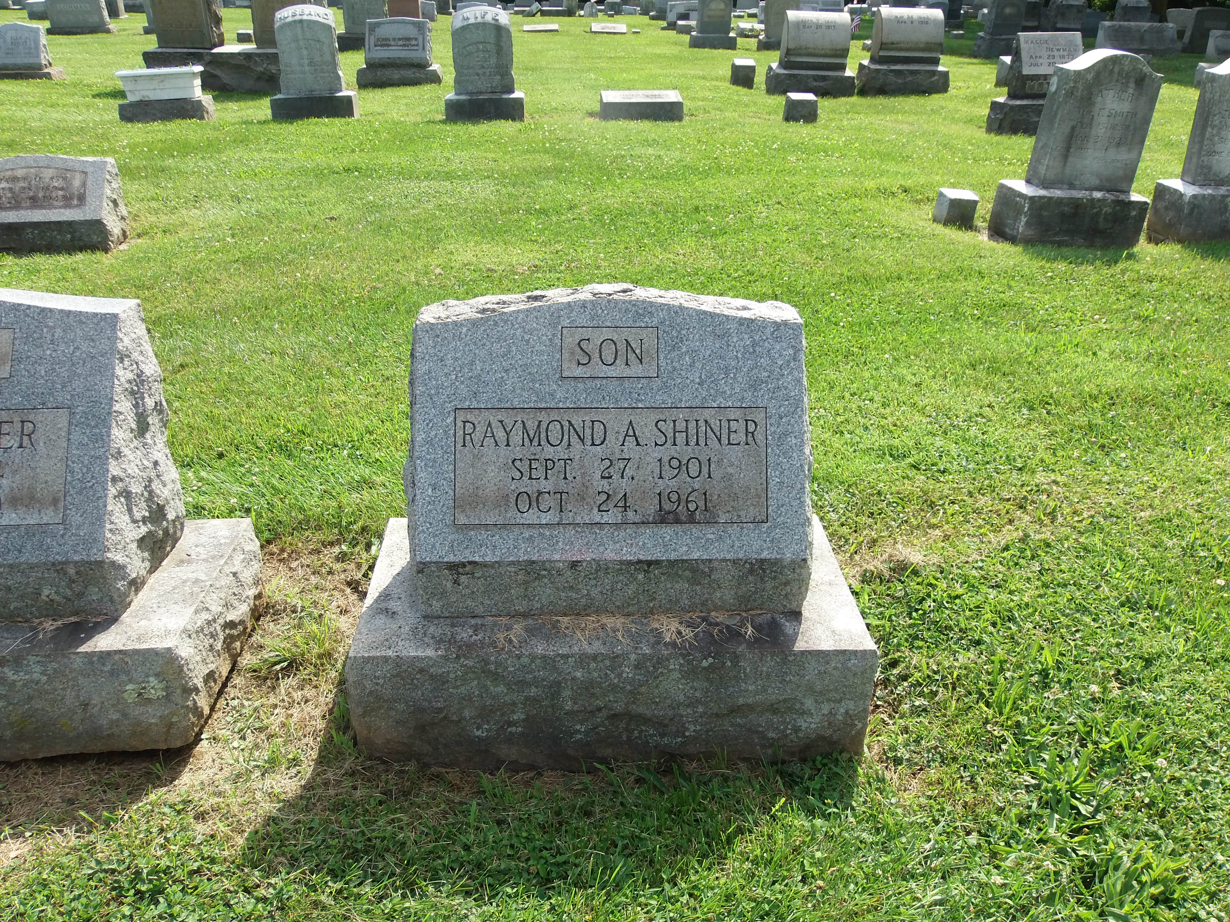 Grave Stone of Raymond Alexander Shiner