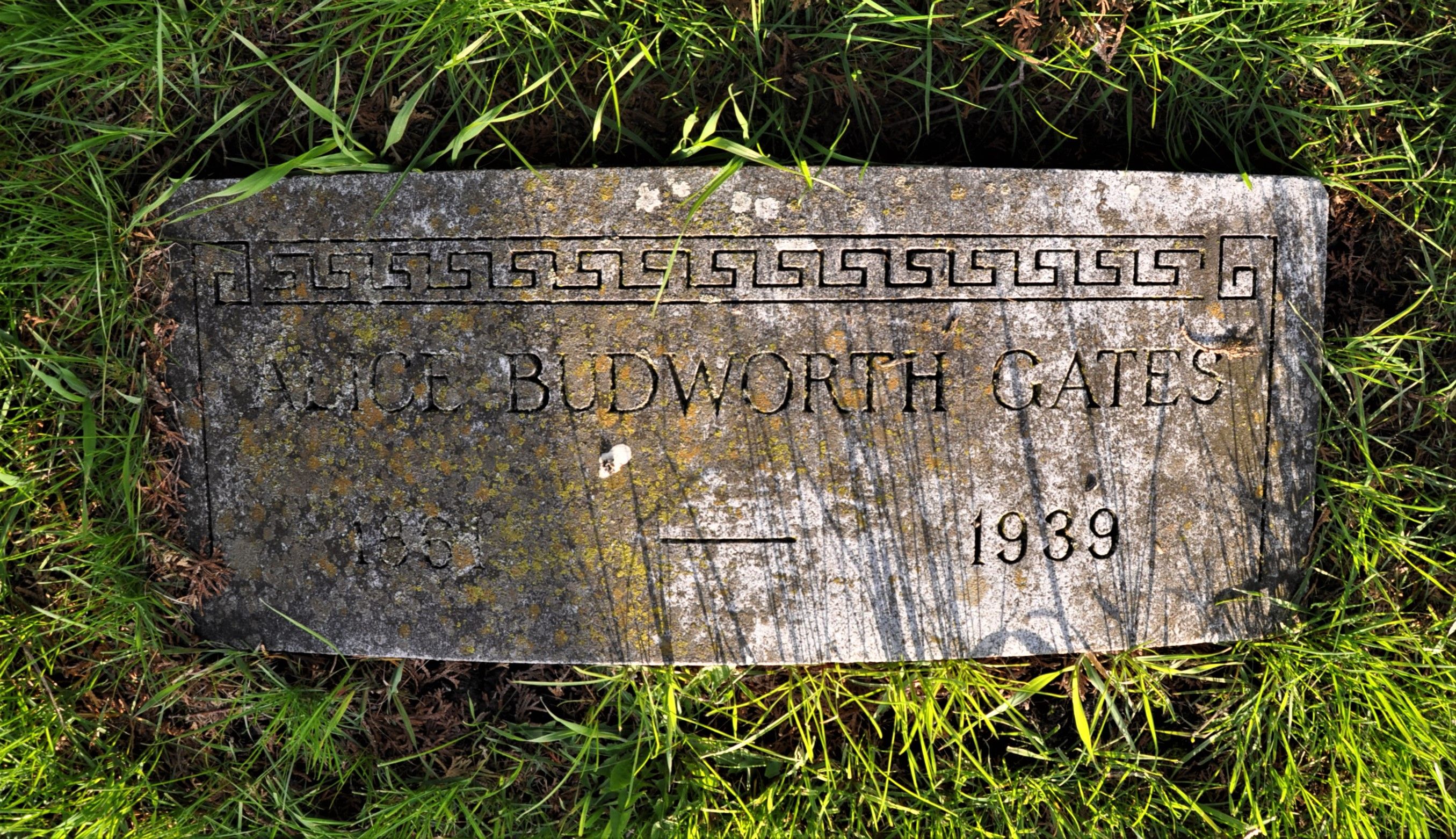 Headstone: Alice Budworth Gates