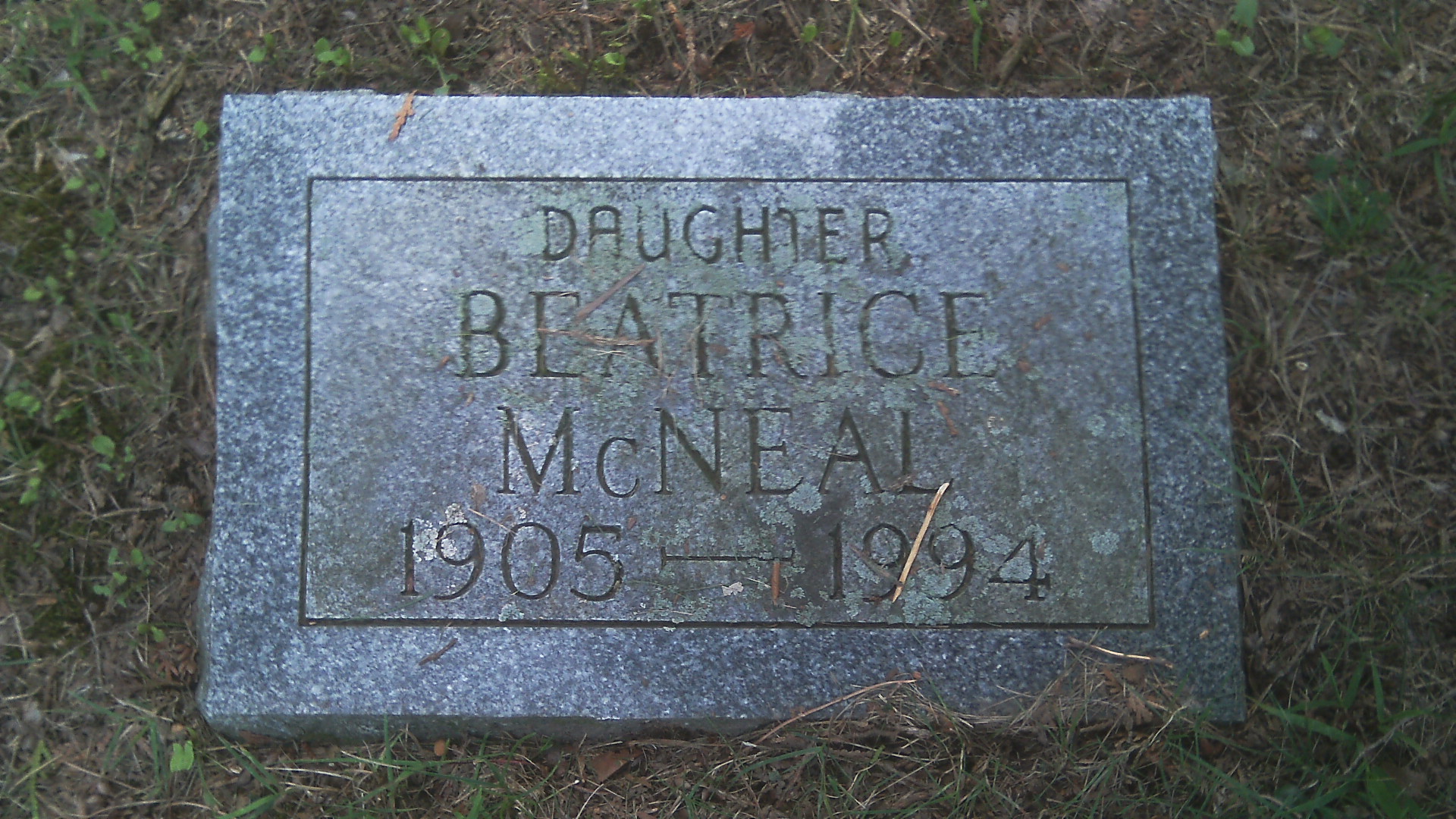 Headstone: Beatrice McNeal