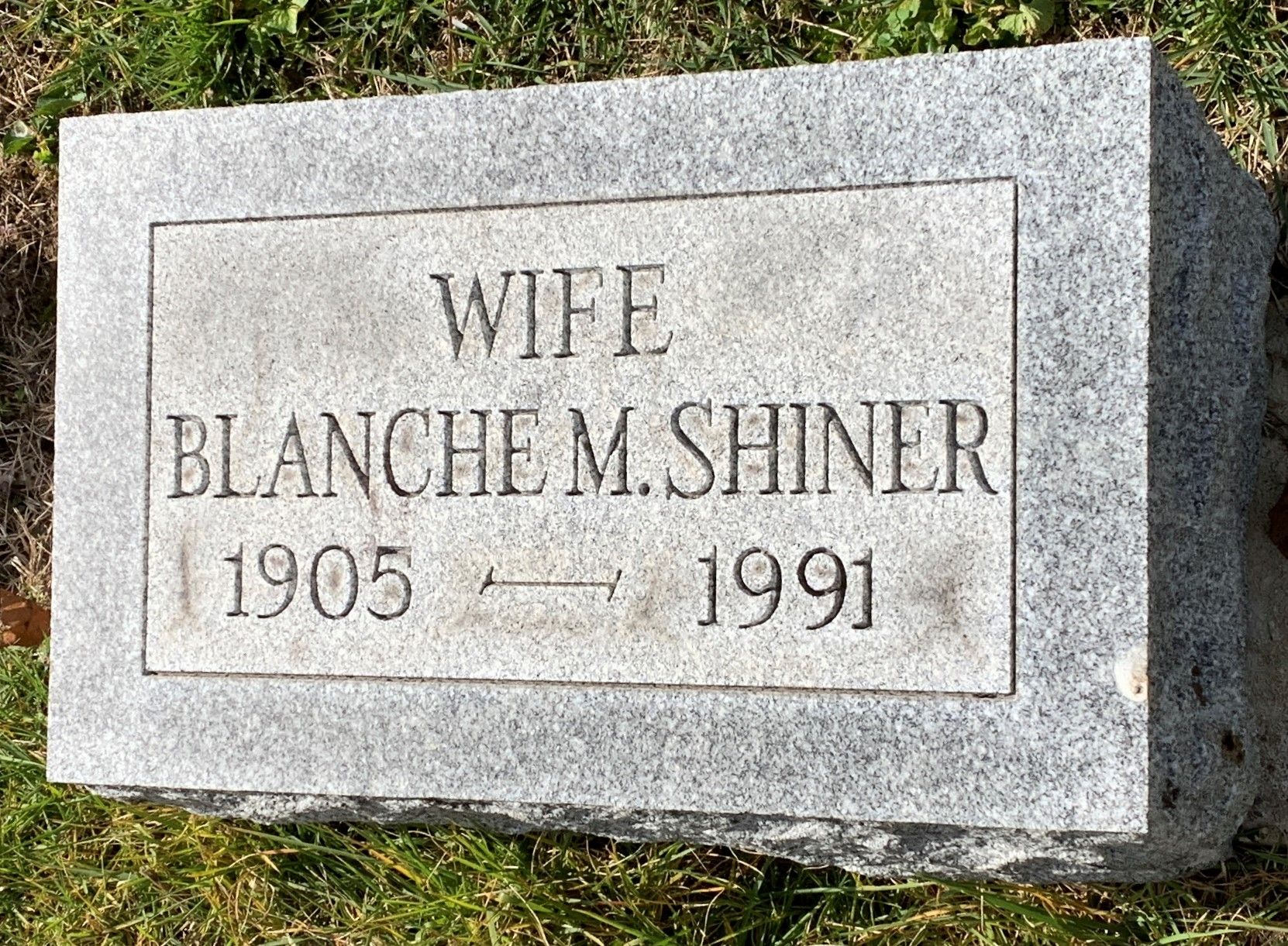Headstone: Blanche M Shiner