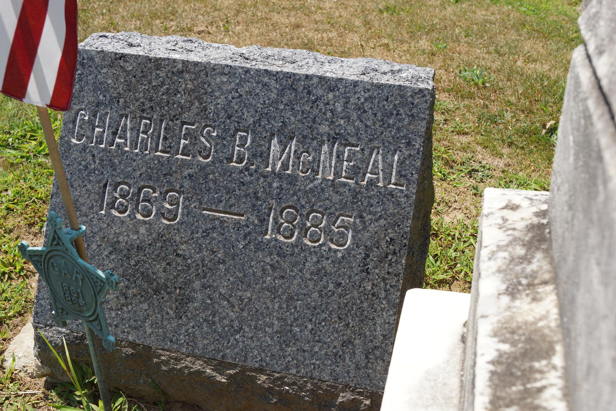 Headstone: Charles B McNeal