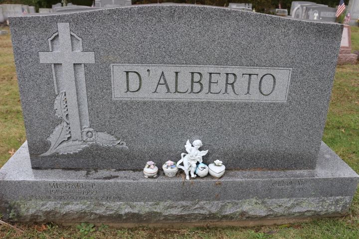 Headstone: Dalberto - Michael P & Cleo M