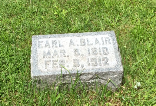 Headstone: Earl A. Blair