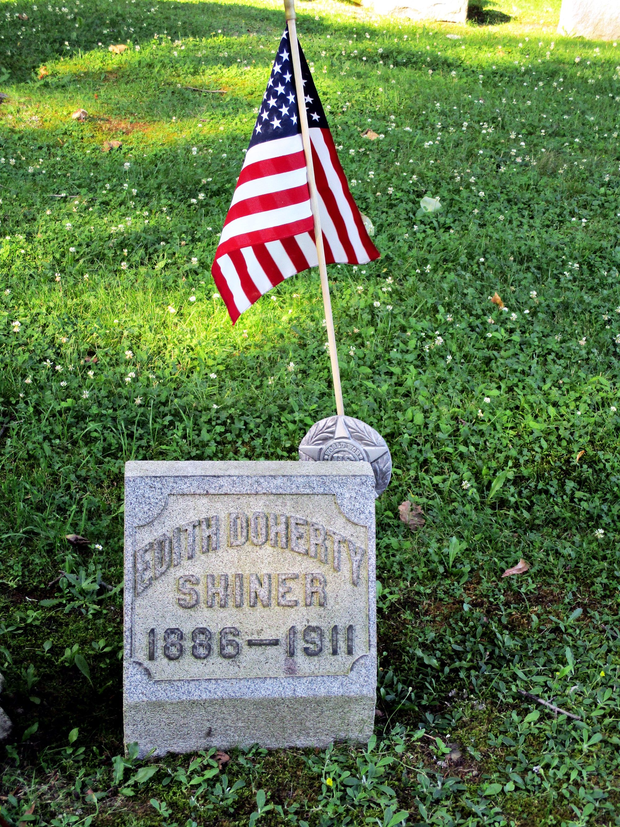 Headstone: Edith Doherty Shiner