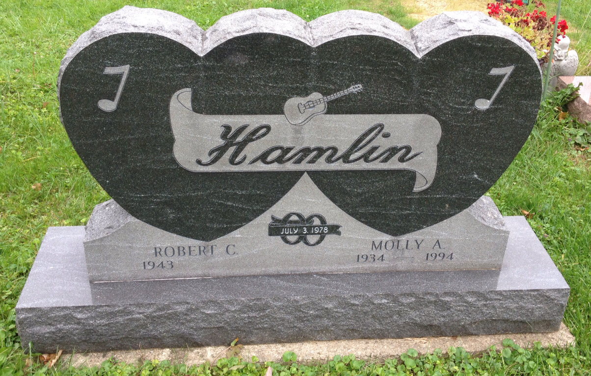 Headstone: Hamlin - Robert C. & Molly A.