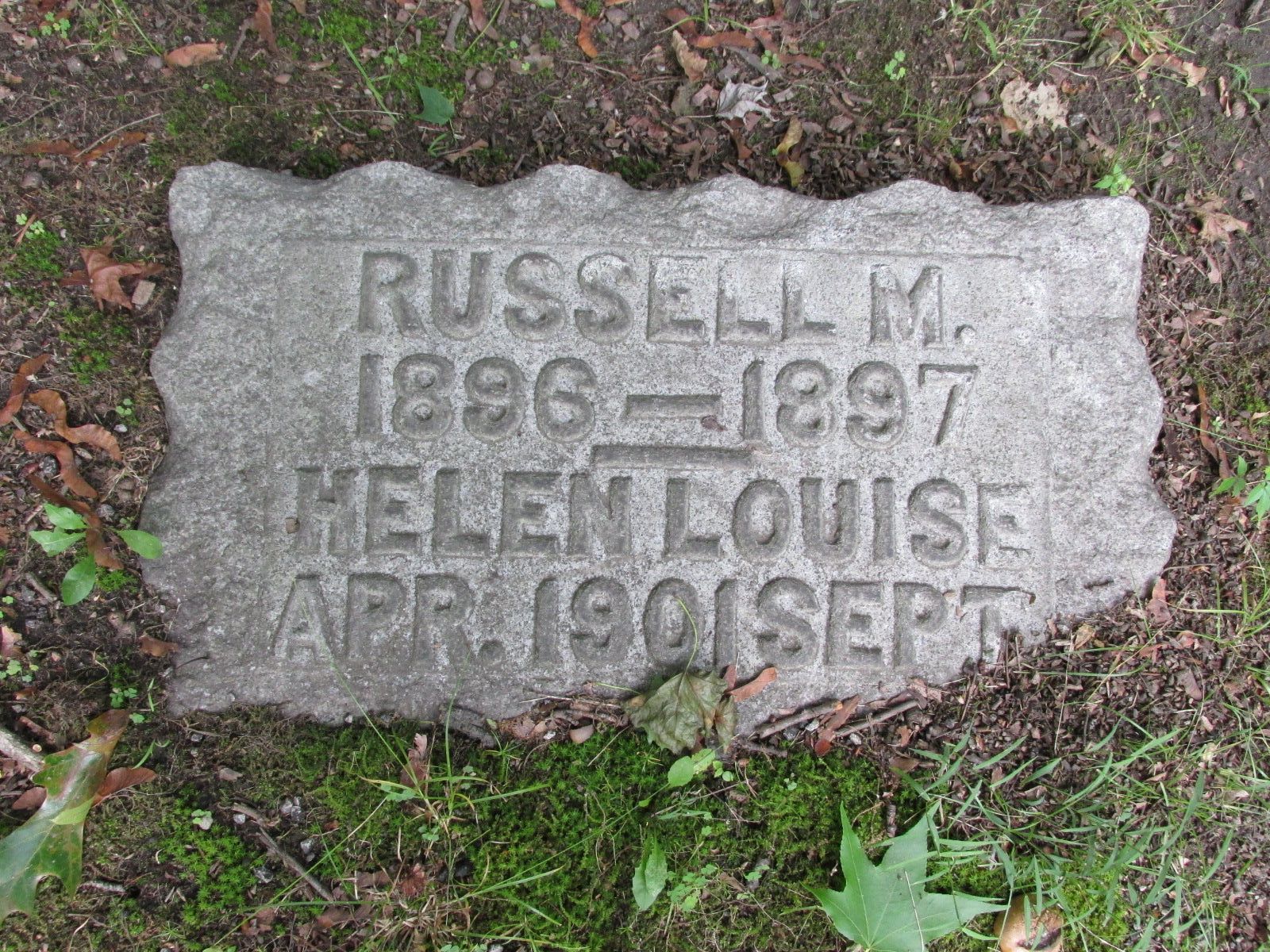 Headstone: Long - Russell M. & Helen Louise