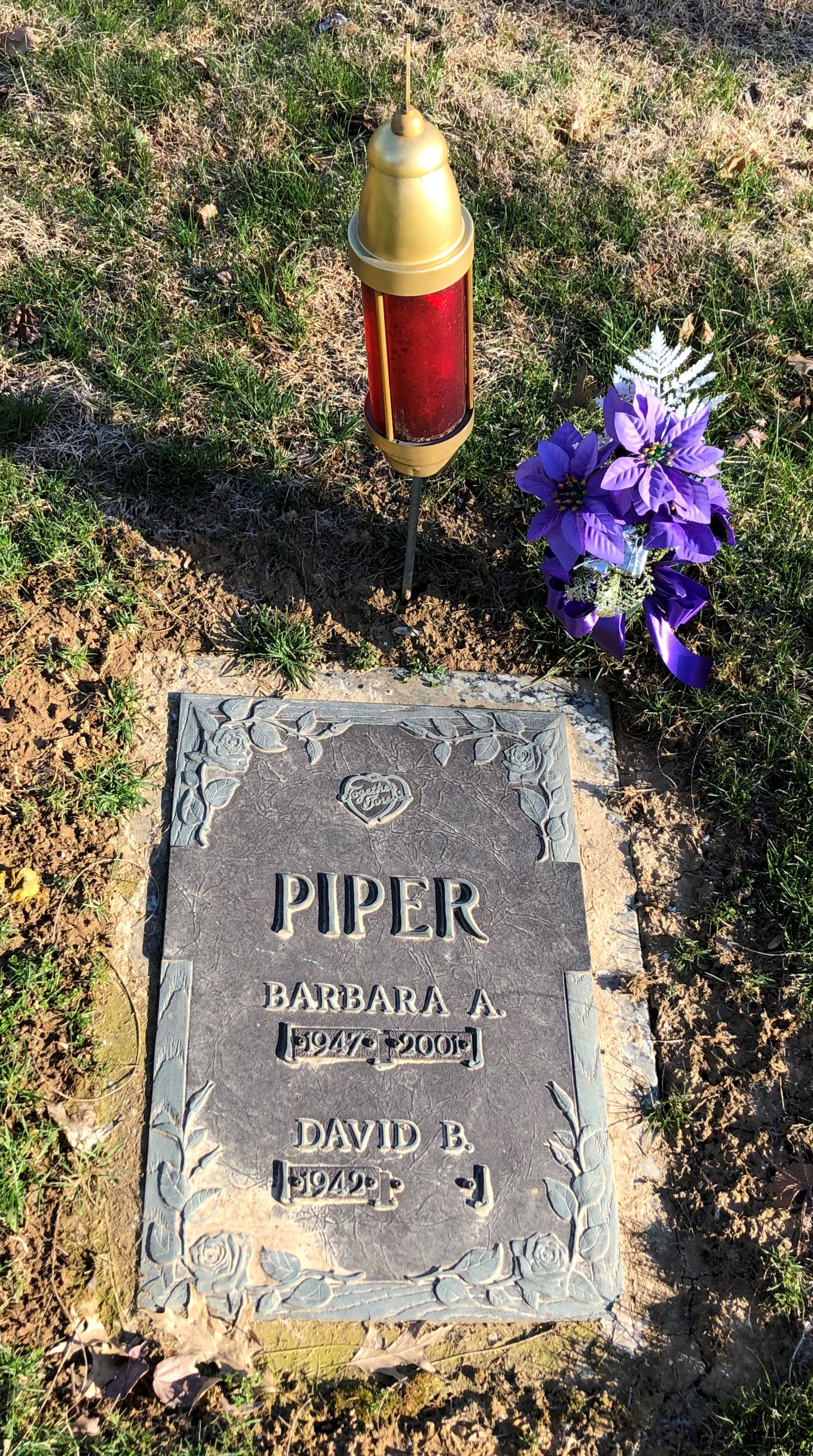 Headstone:  Piper - Barbara A & David B