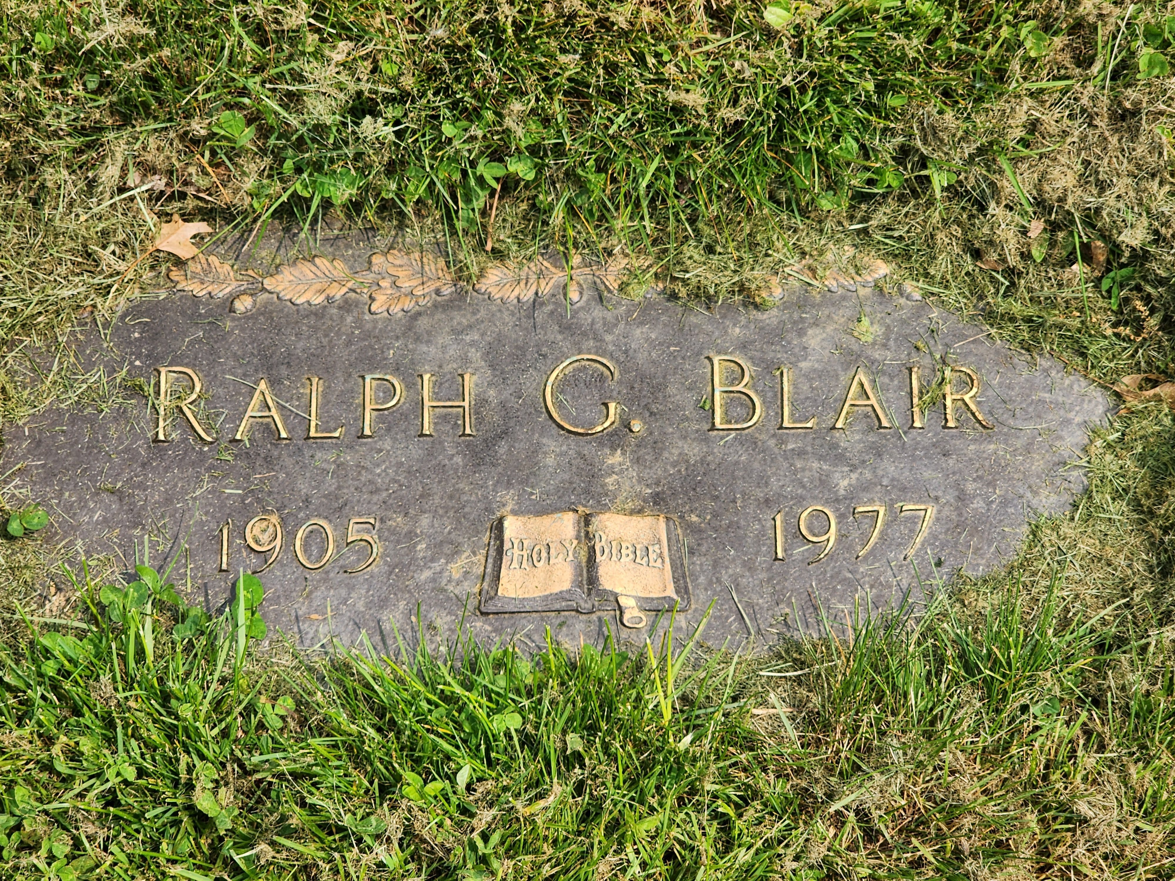 Headstone: Ralph G Blair