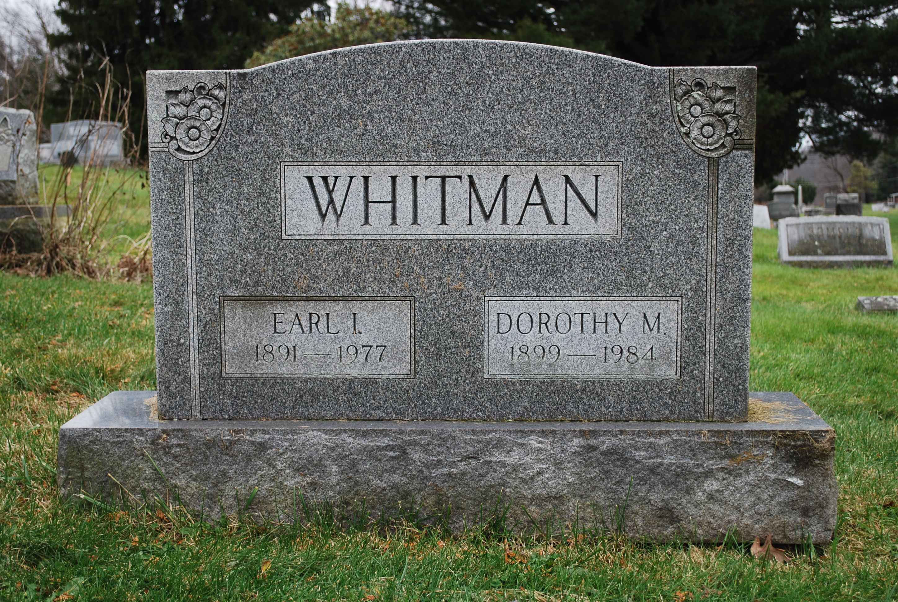 Headstone: Whitman - Earl I. & Dorothy M