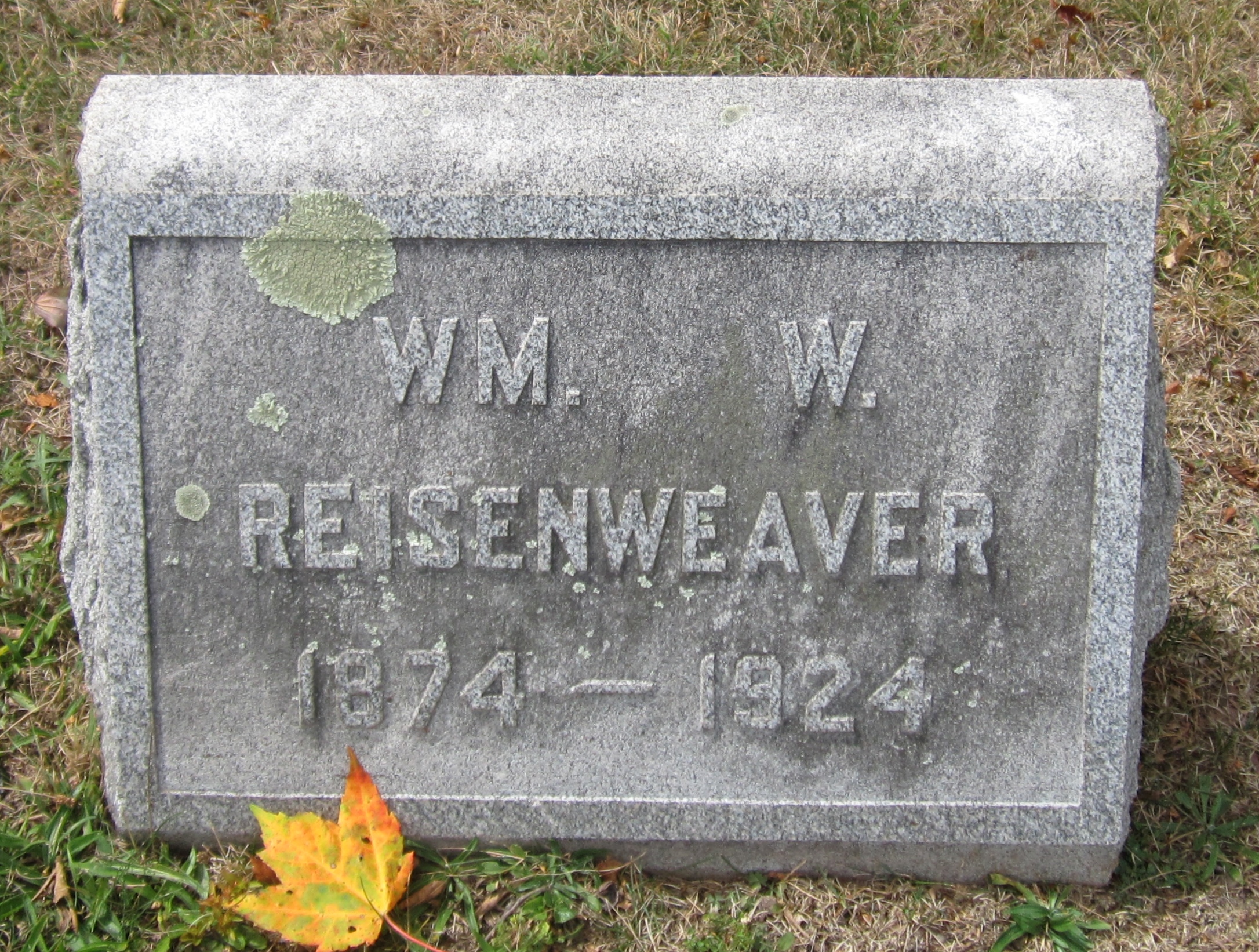 Headstone: William W Reisenweaver